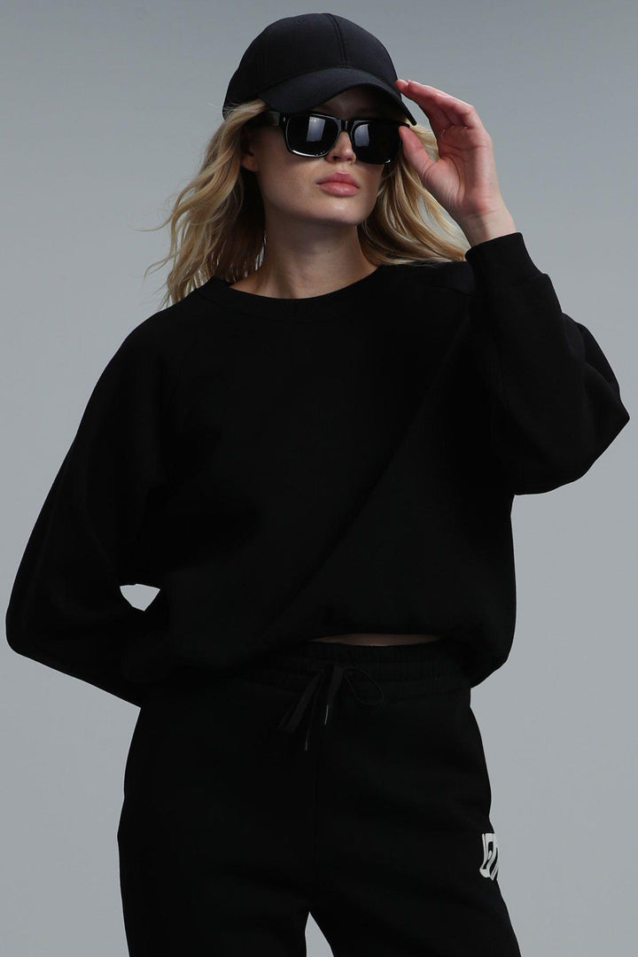 Chic Knitted Black Sweater - Texmart