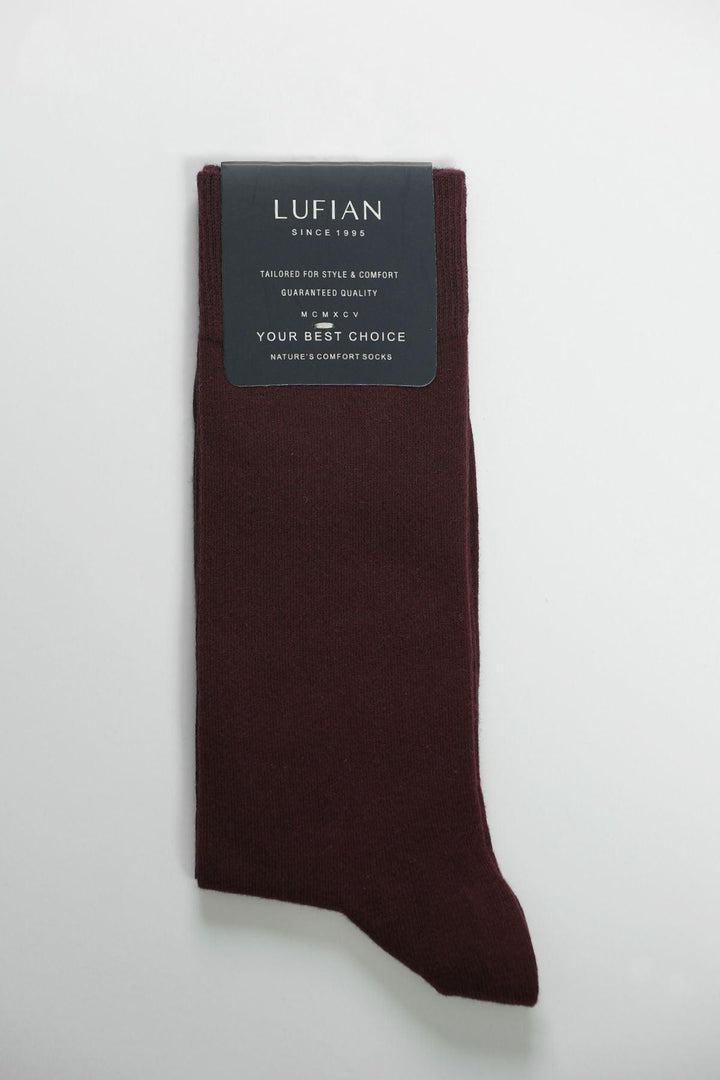 Claret Elegance Men's Socks: Unbeatable Comfort and Style for the Modern Gentleman - Texmart