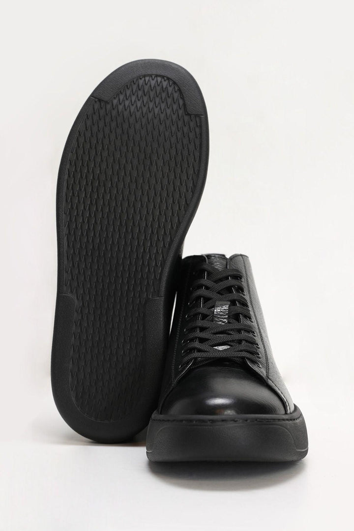 Classic Black Leather Shoes: A Timeless Blend of Elegance and Comfort for Men - Texmart