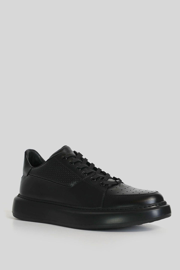 Introducing the Noir Classic Leather Sneakers for Men - Texmart