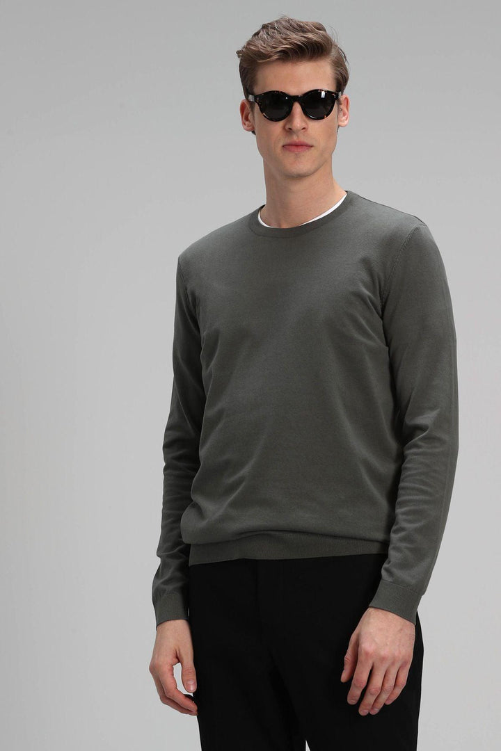 Khaki Comfort: The Ultimate Men's Sweater for Style and Warmth - Texmart