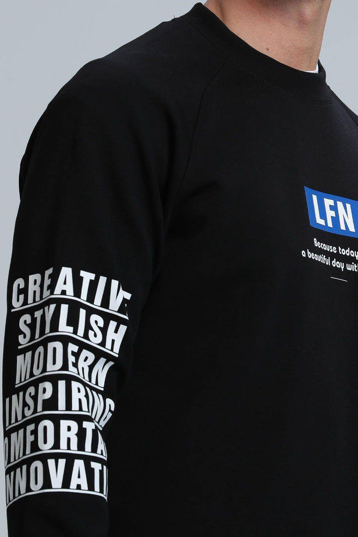 Midnight Black Essential Men's Sweatshirt: A Stylish and Versatile Wardrobe Upgrade - Texmart