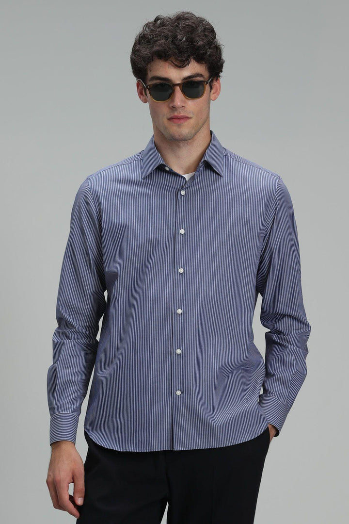 Navy Blue Slim Fit Men's Basic Shirt: The Perfect Blend of Style and Comfort - Texmart