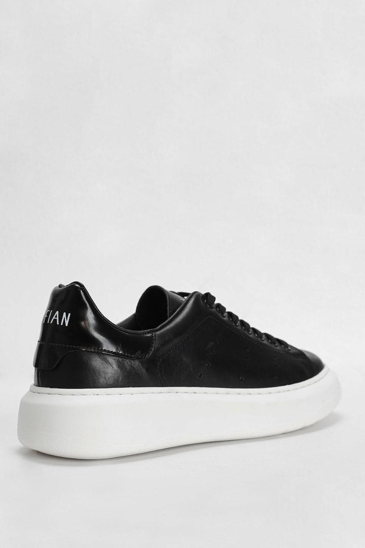 Paul's Black Leather Sneaker Shoes: The Epitome of Style and Comfort - Texmart