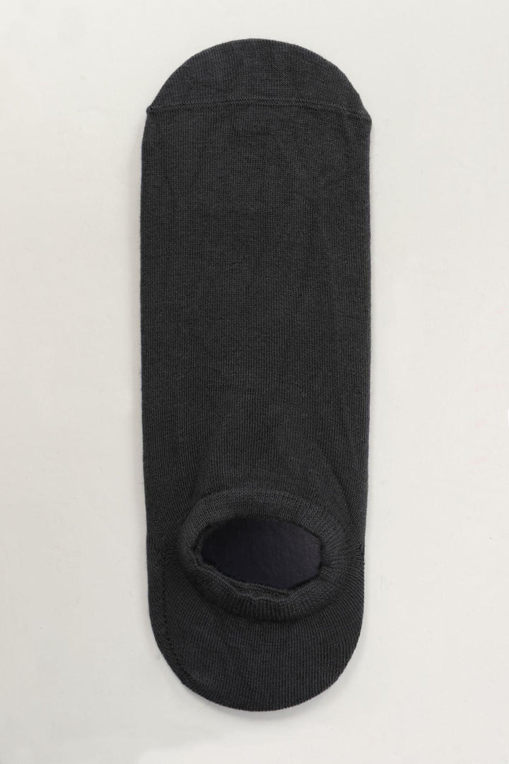 Stealth Gray Elegance: Premium Men's Socks for Style and Comfort - Texmart