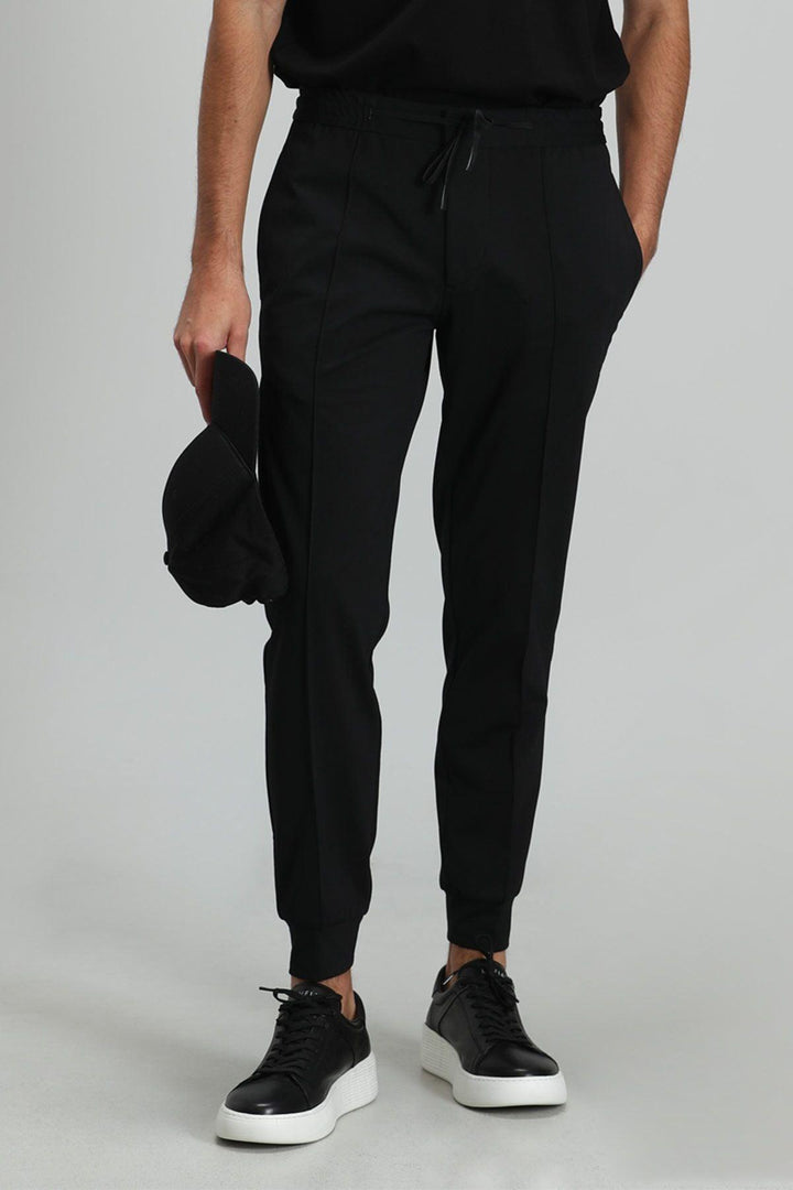 Tailored Fit Black Jogger Pants: The Epitome of Comfort and Style - Texmart