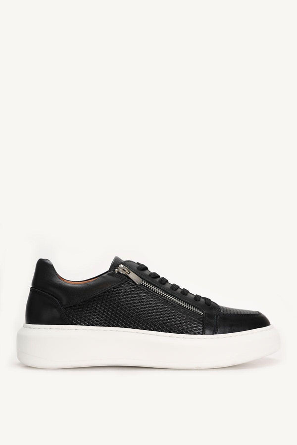 The Classic Noir Leather Sneakers - Texmart