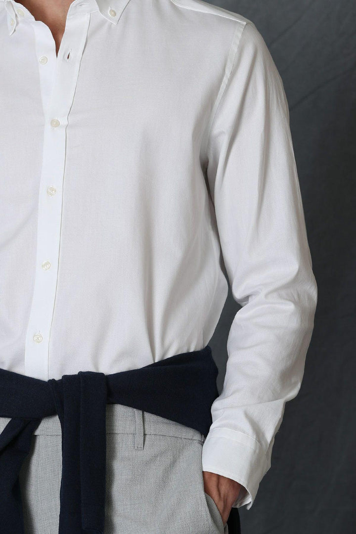 The Crisp White Elegance: Daniel Men's Smart Shirt - A Perfect Blend of Style and Comfort - Texmart