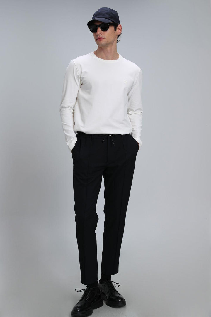 The Essential Comfort Long Sleeve T-Shirt in Off White - A Stylish and Cozy Wardrobe Upgrade for Men - Texmart