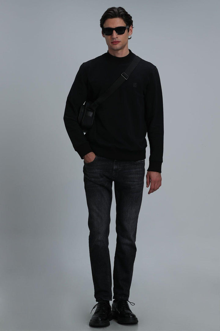 The Ultimate Comfort Blend Men's Sweatshirt: Luxurious Style and Cozy Fit - Texmart