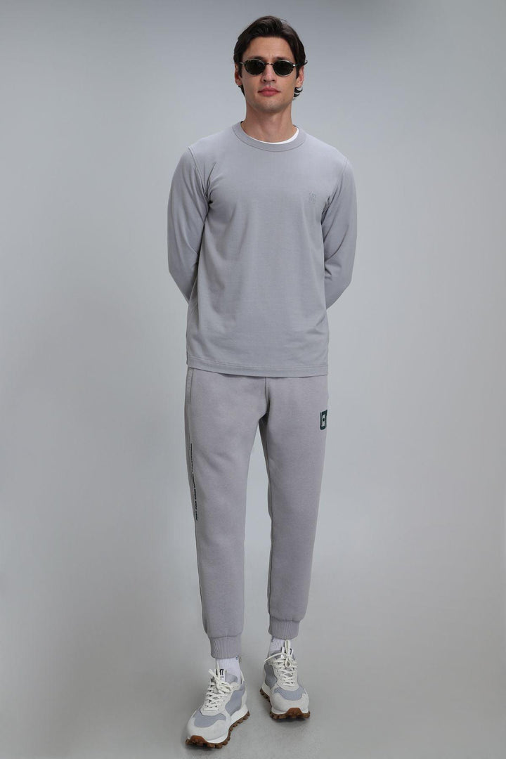 The VersaFit Men's FlexBlend Long Sleeve T-Shirt - Gray - Texmart