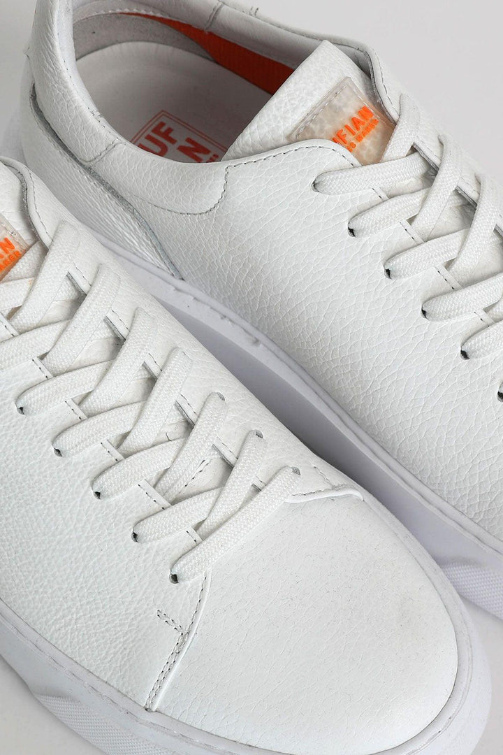 The White Leather Luxe Sneakers for Men: A Fusion of Style and Comfort - Texmart